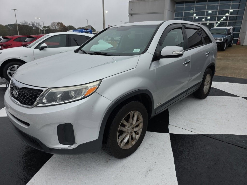 Used 2015 Kia Sorento LX image 6