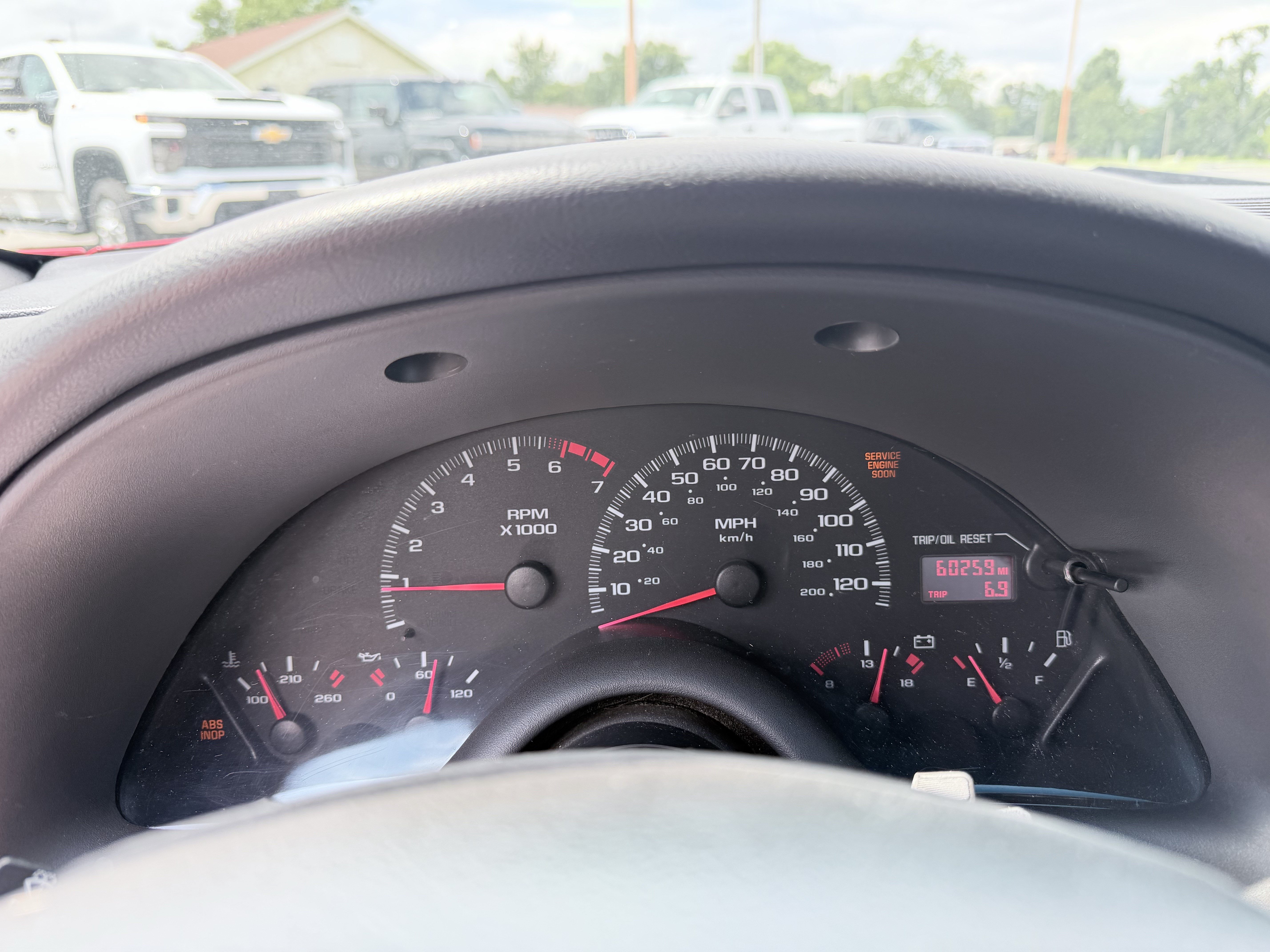 Used 2001 Chevrolet Camaro LT w/ Preferred Equipment Group 1 RWD image 7