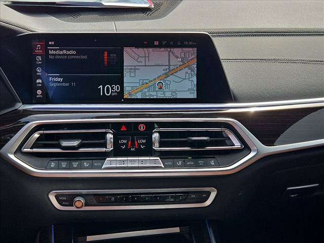 Used 2019 BMW X7 xDrive50i w/ M Sport Package AWD/4WD image 14