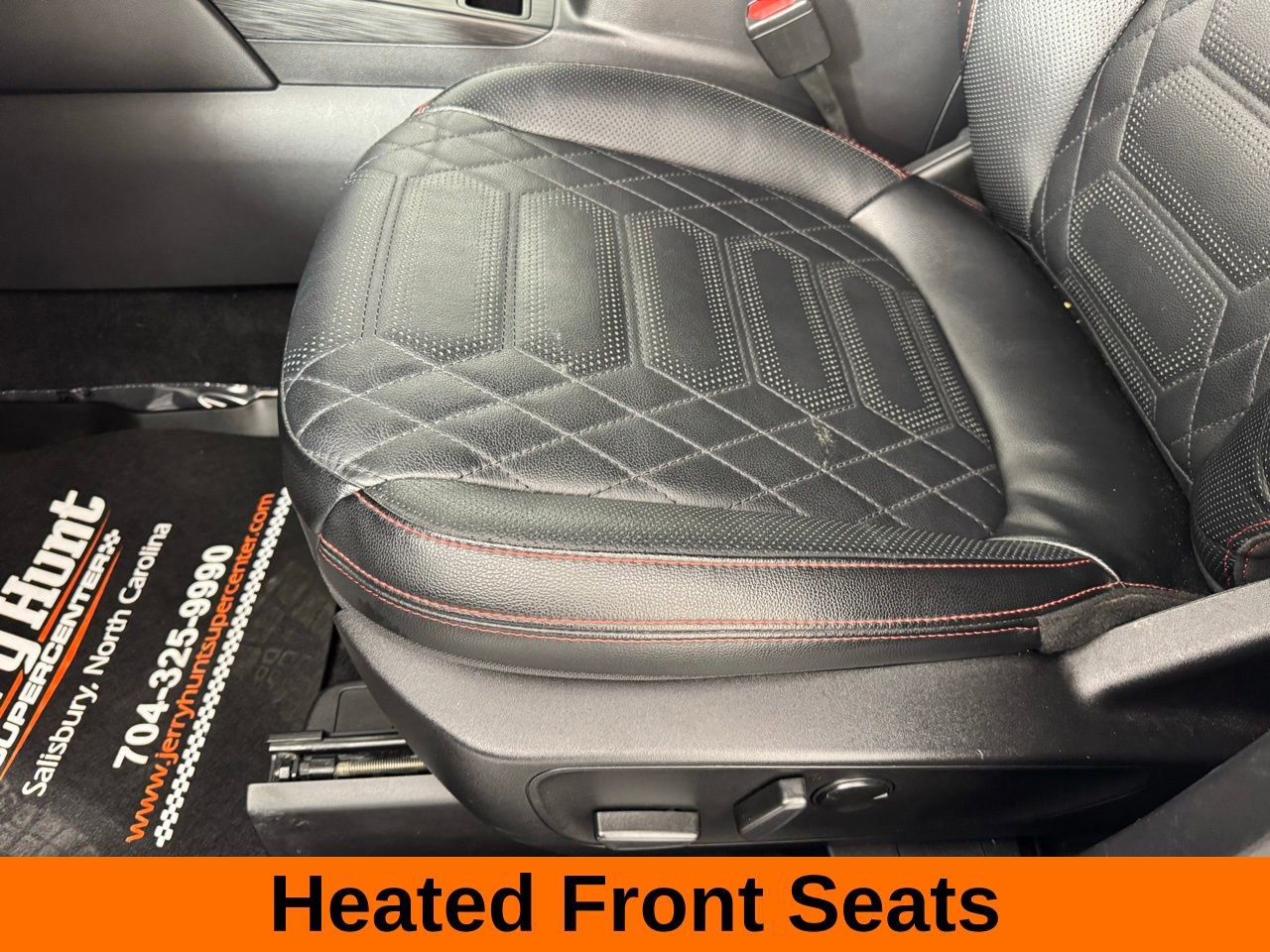 Used 2024 Ford Escape ST-Line Elite w/ Premium Technology Package AWD/4WD image 12