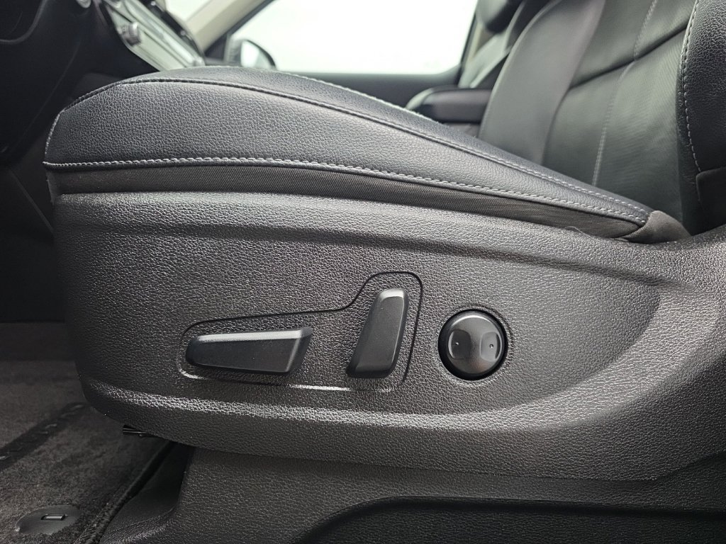 Used 2024 Kia Telluride EX w/ EX Captain's Chair Package AWD/4WD image 20