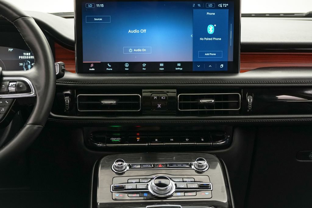 Used 2023 Lincoln Nautilus Reserve image 15