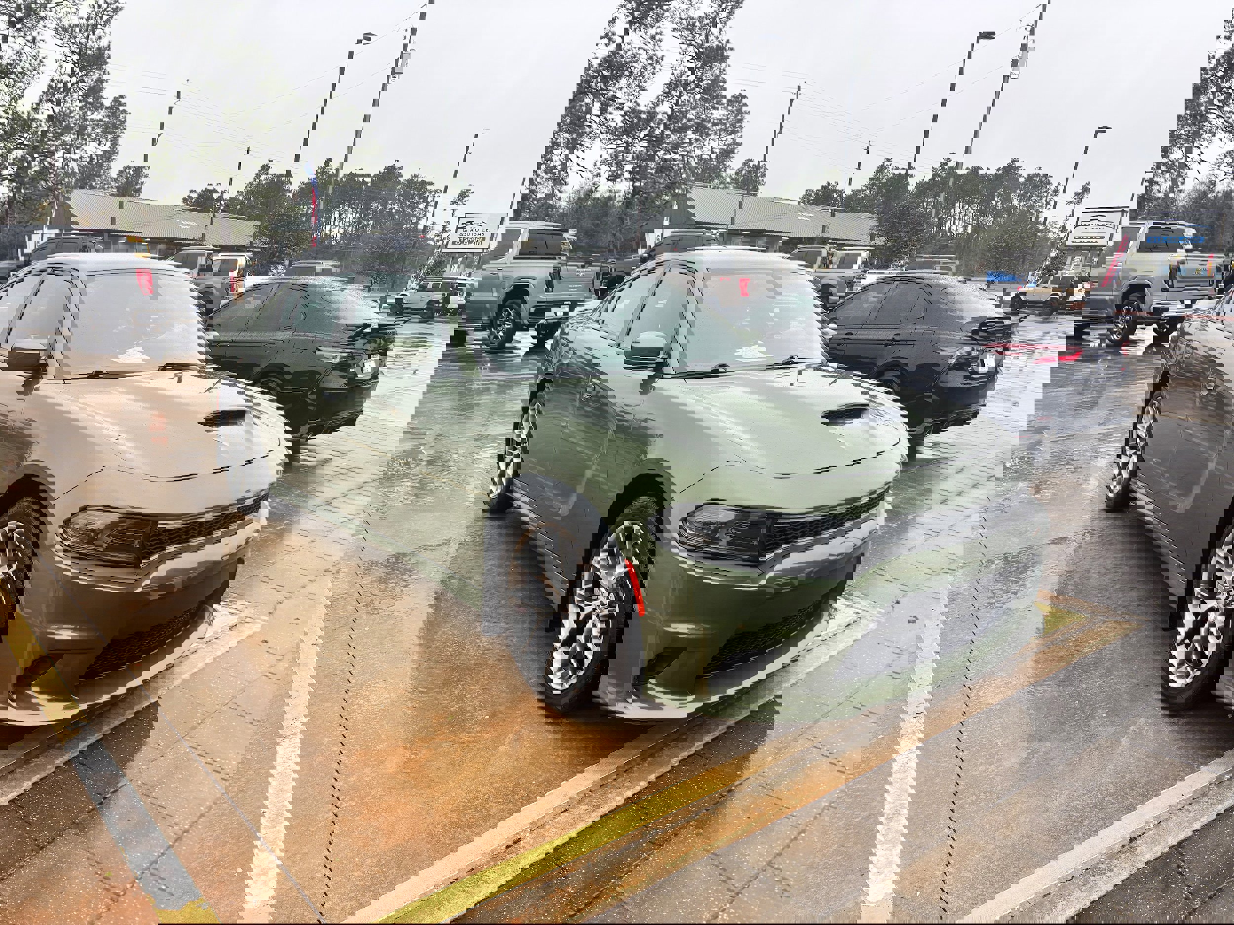 Used 2022 Dodge Charger GT image 3