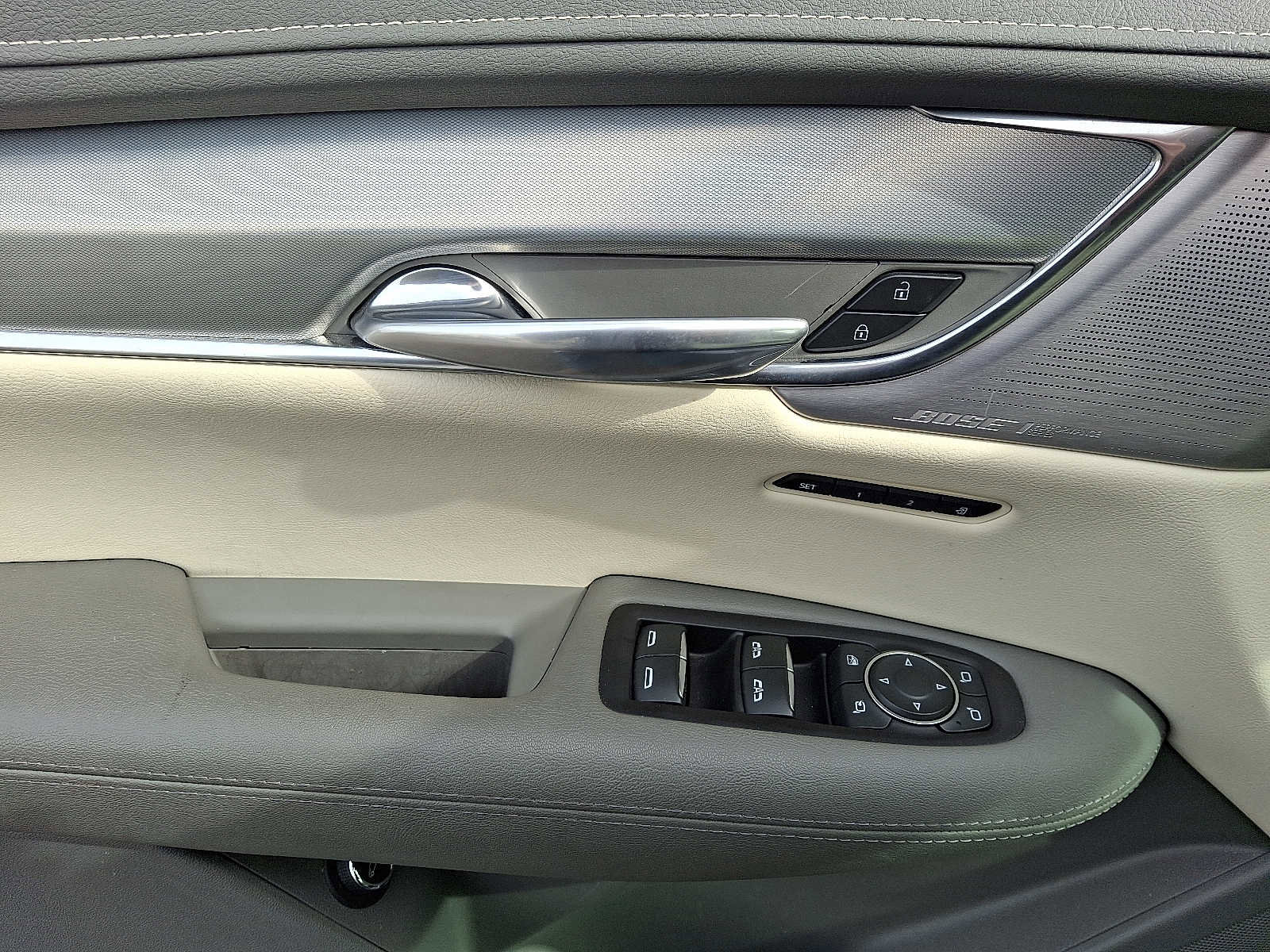 Used 2021 Cadillac XT5 Premium Luxury image 13