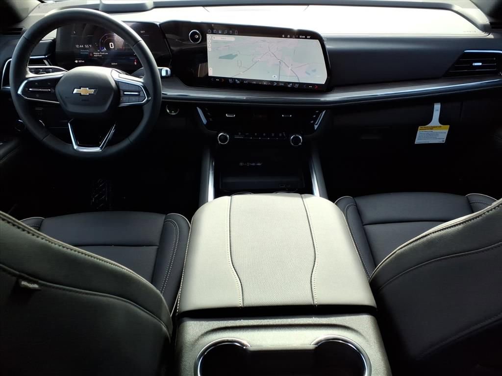 New 2026 Chevrolet Suburban Premier image 7