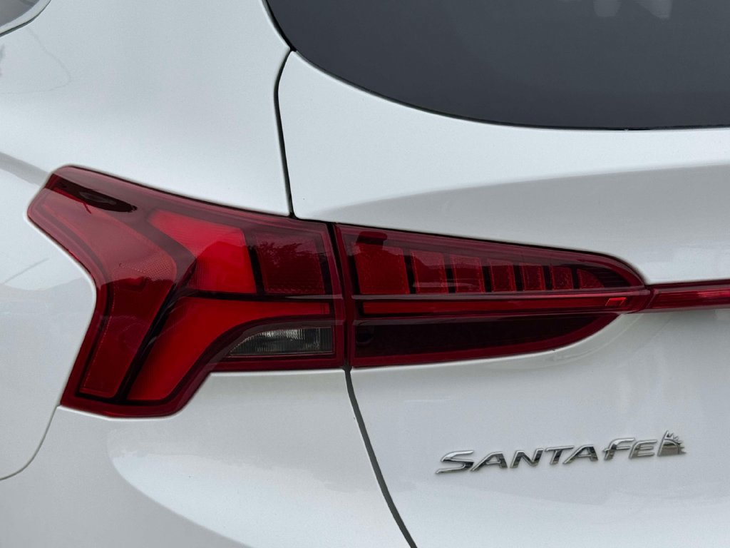 Used 2023 Hyundai Santa Fe SEL Premium AWD/4WD image 9