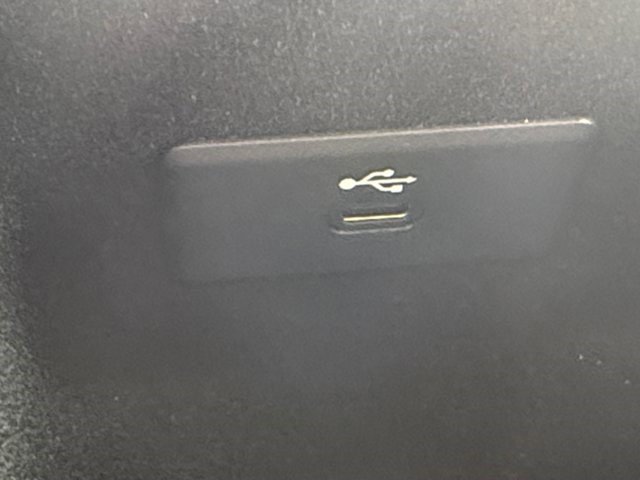 Certified 2026 Cadillac Vistiq Sport AWD/4WD image 5