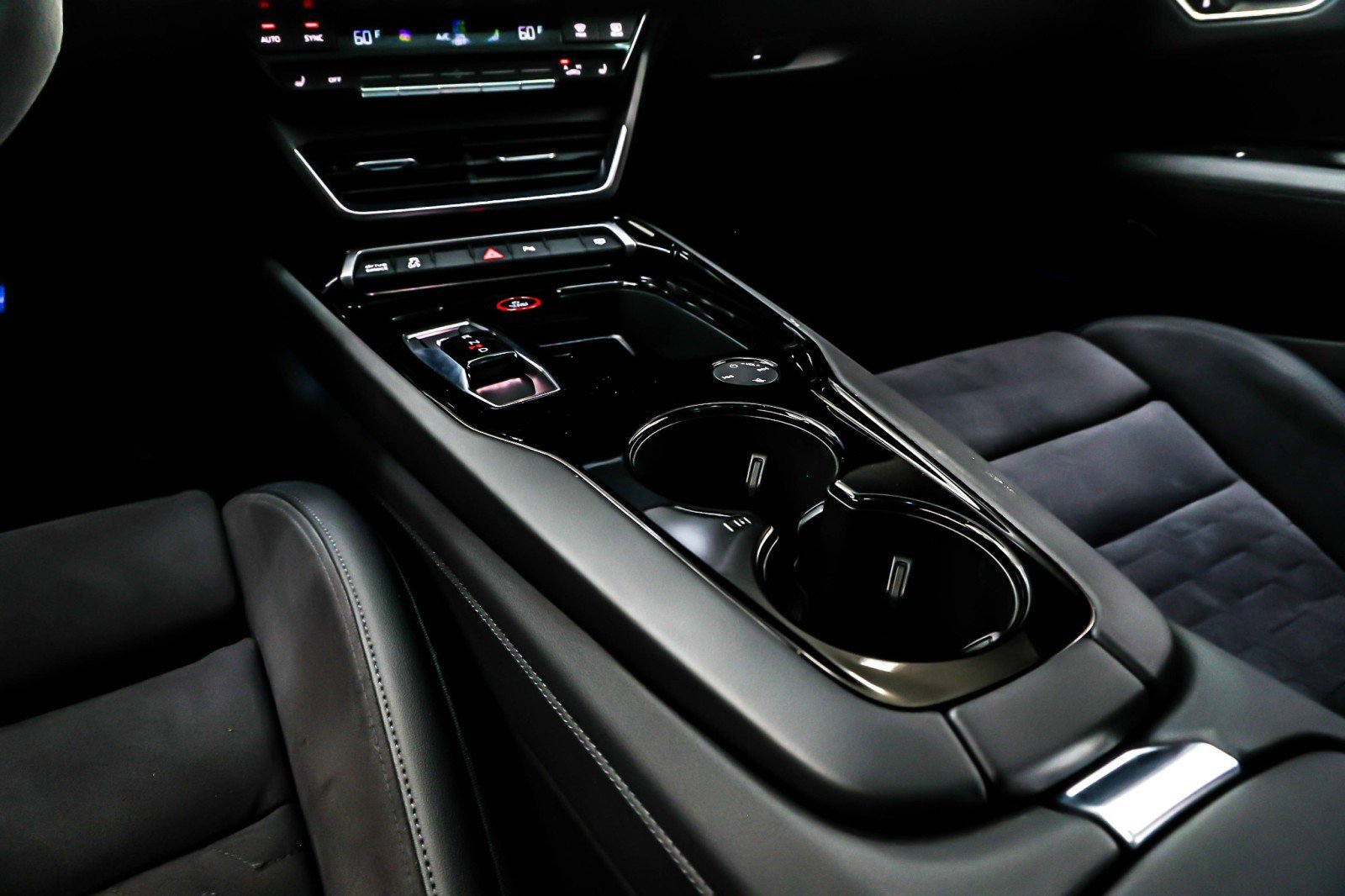 Used 2024 Audi e-tron GT Premium Plus image 6