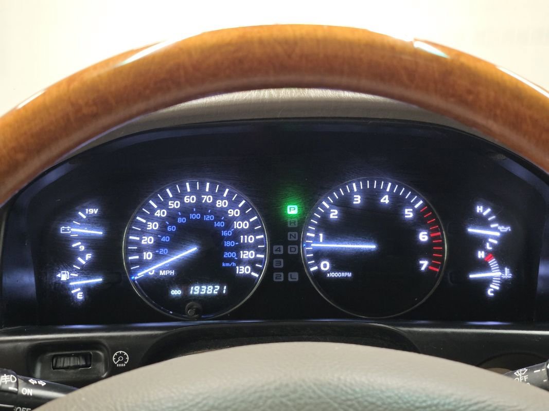 Used 2004 Lexus LX 470 4WD image 33