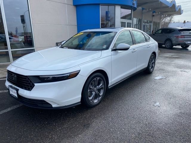Used 2024 Honda Accord EX image 2