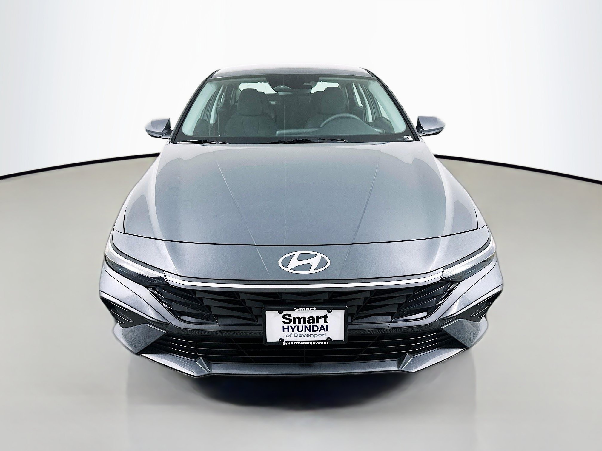 New 2026 Hyundai Elantra Hybrid FWD image 2