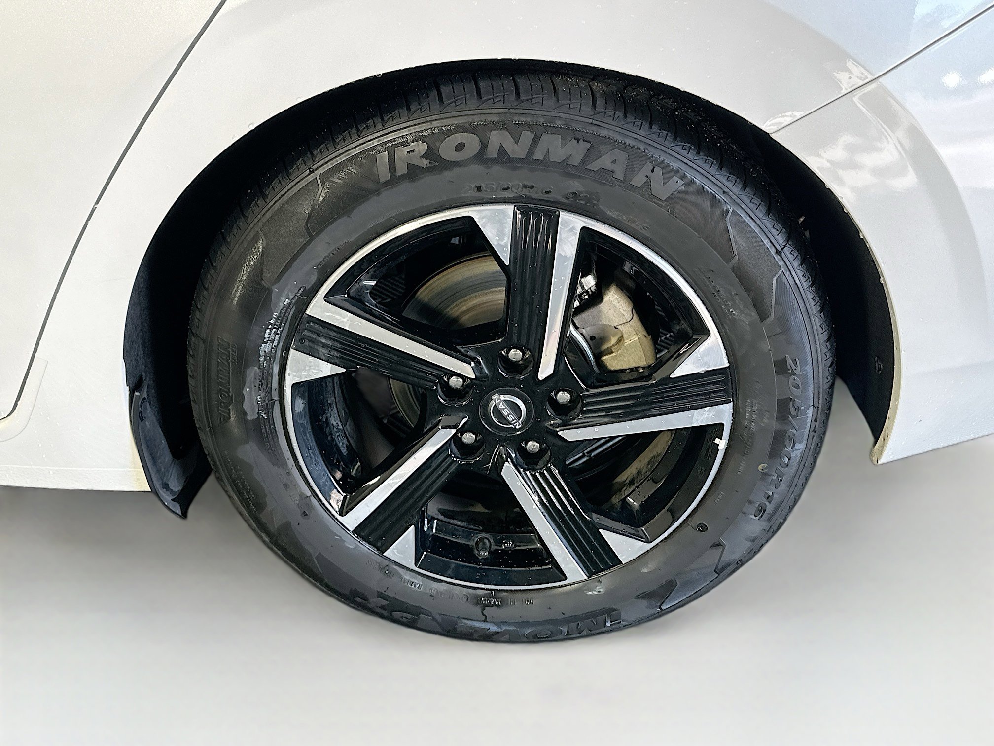 Used 2024 Nissan Sentra SV image 11