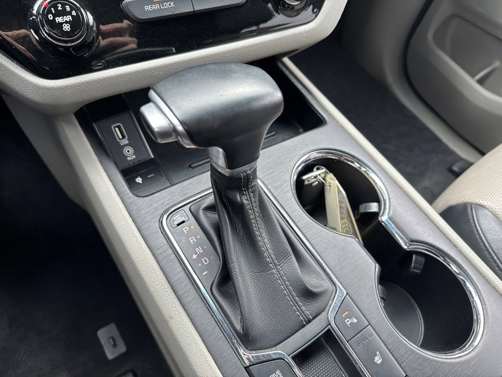 Used 2019 Kia Sedona EX FWD image 33