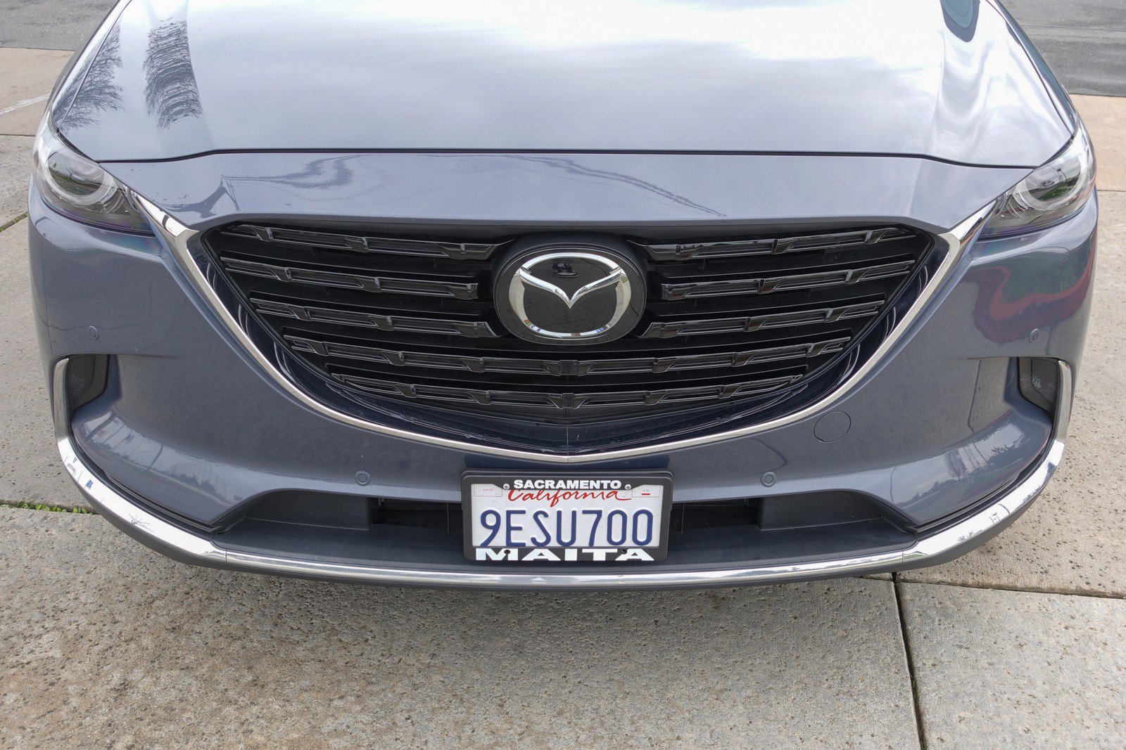 Certified 2023 MAZDA CX-9 Carbon Edition image 2