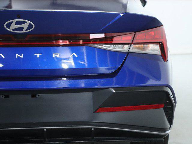 New 2024 Hyundai Elantra SEL w/ Convenience Package image 43