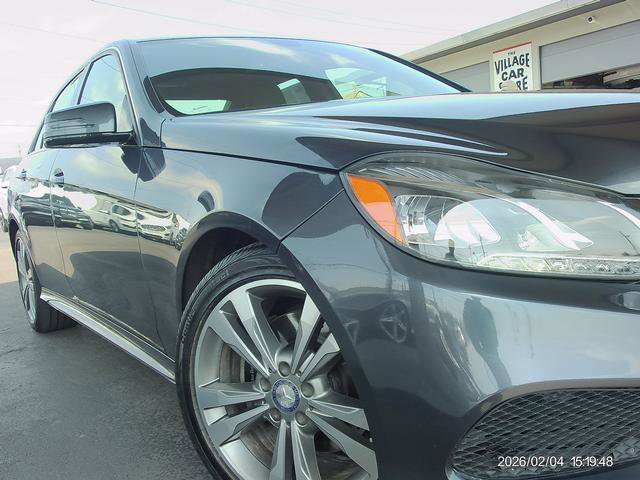 Used 2015 Mercedes-Benz E 350 4MATIC Sedan w/ Premium 1 Package image 19