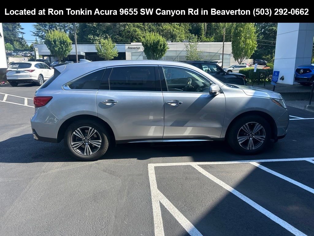 Used 2017 Acura MDX SH-AWD image 3