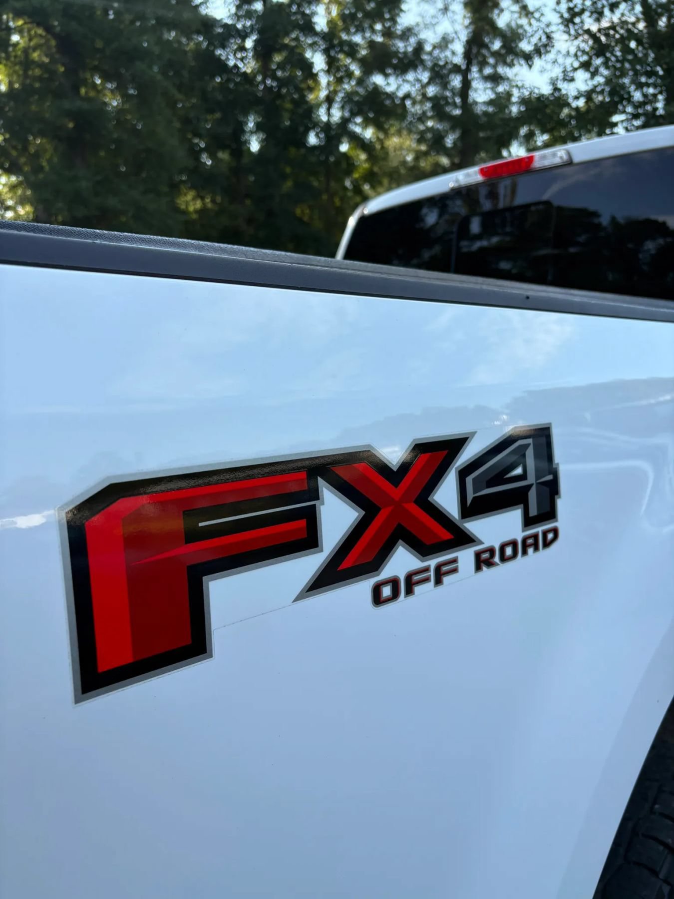 Used 2018 Ford F250 XLT w/ XLT Premium Package AWD/4WD image 43