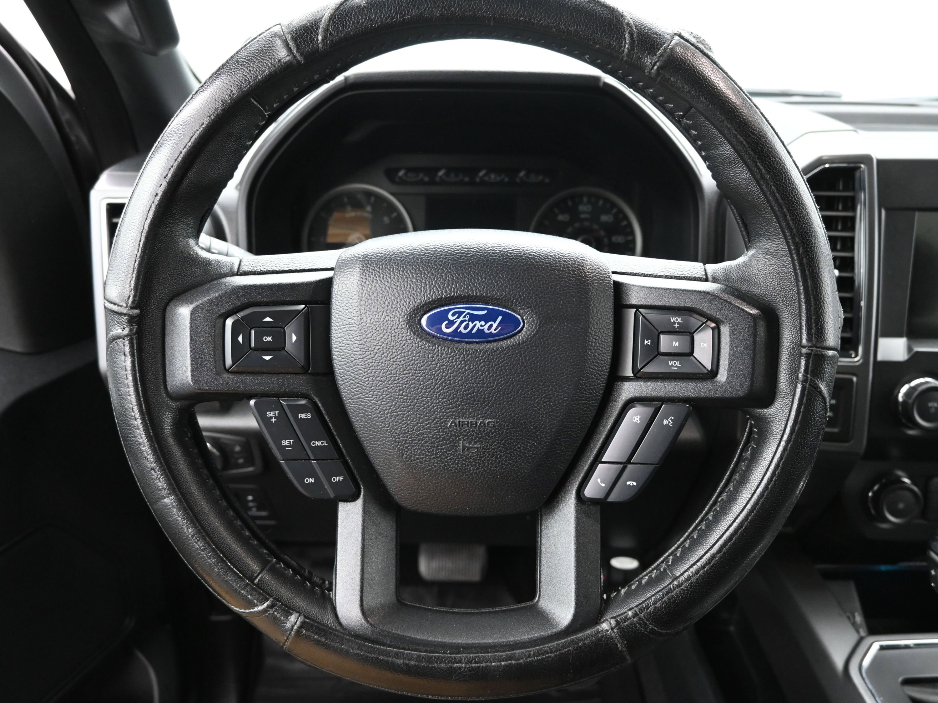 Used 2020 Ford F150 XLT w/ Equipment Group 302A Luxury image 13