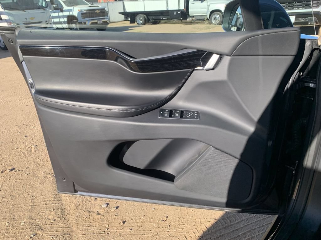 Used 2018 Tesla Model X 75D AWD/4WD image 20