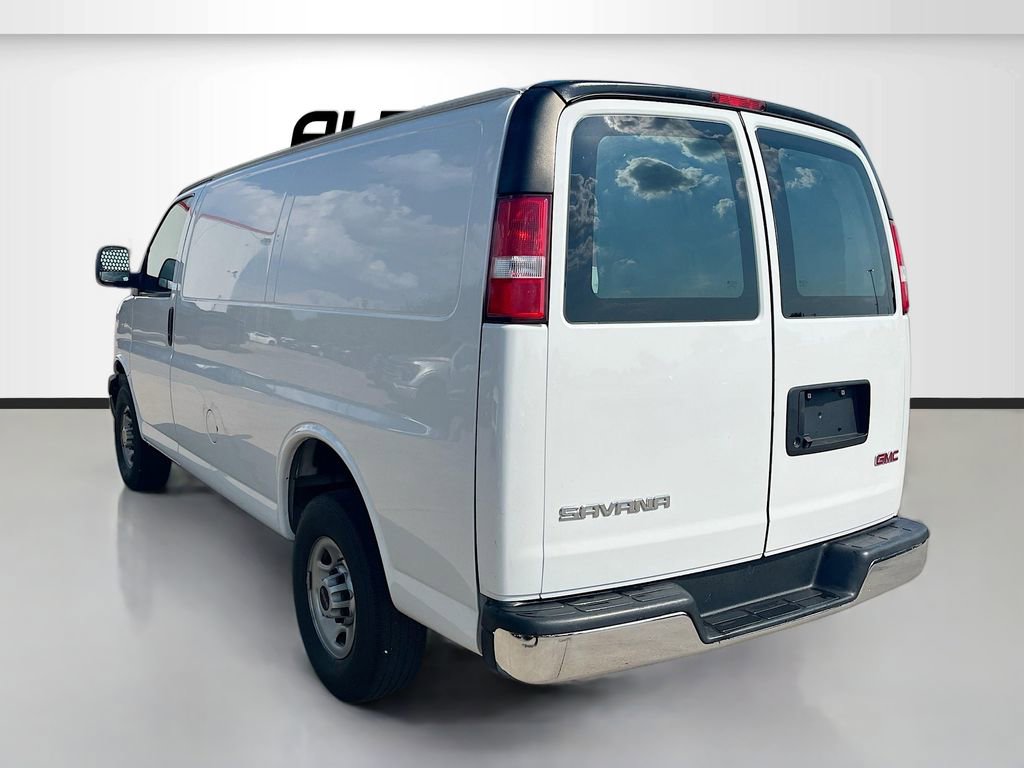 Used 2022 GMC Savana 2500 w/ Driver Convenience Package RWD image 5