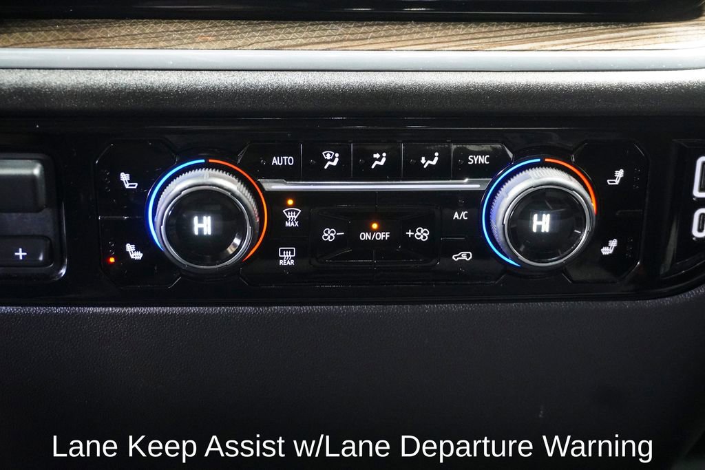 Used 2025 Chevrolet Silverado 1500 LT image 18