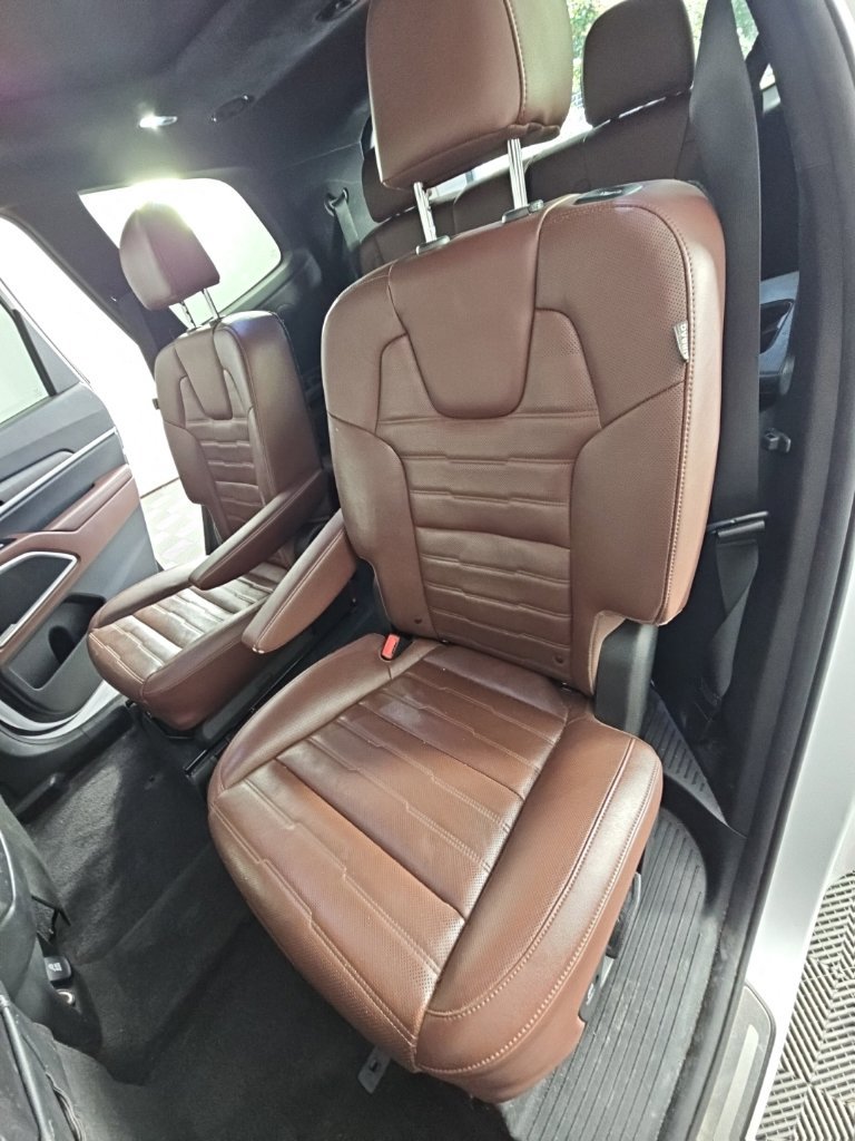 Used 2023 Kia Telluride SX Prestige AWD/4WD image 16