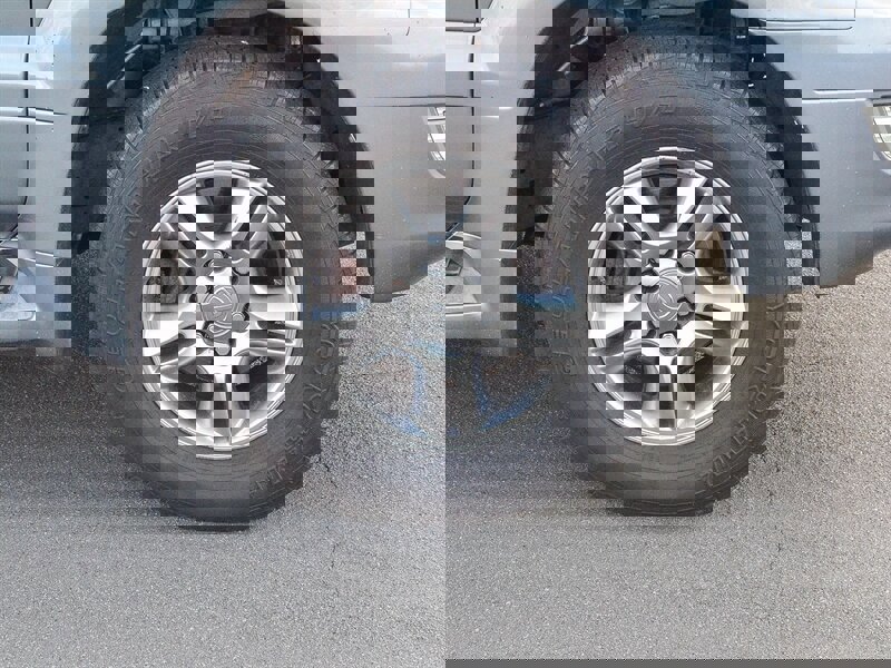 Used 2003 Lexus GX 470 image 10