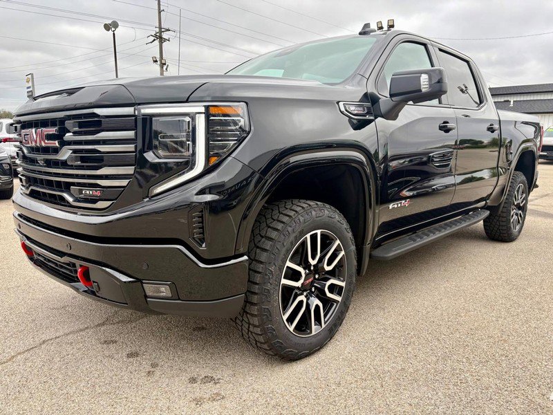 New 2026 GMC Sierra 1500 AT4 w/ AT4 Premium Package image 7