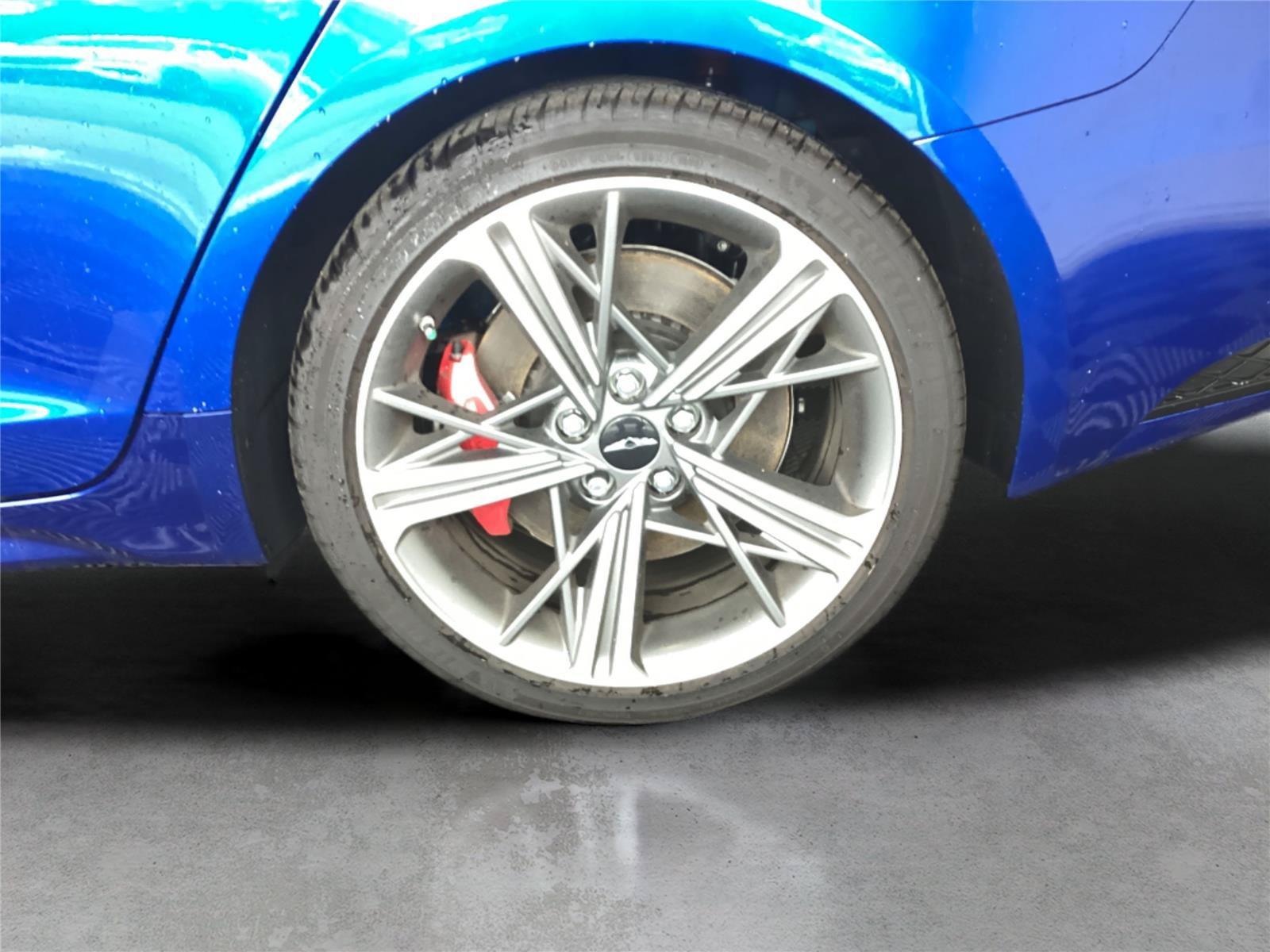 Used 2025 Genesis G70 2.5T w/ Sport Prestige Package RWD image 25