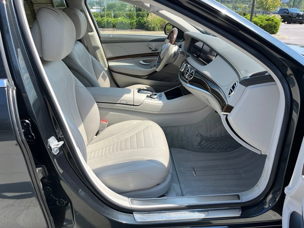 Used 2015 Mercedes-Benz S 550 Sedan image 29