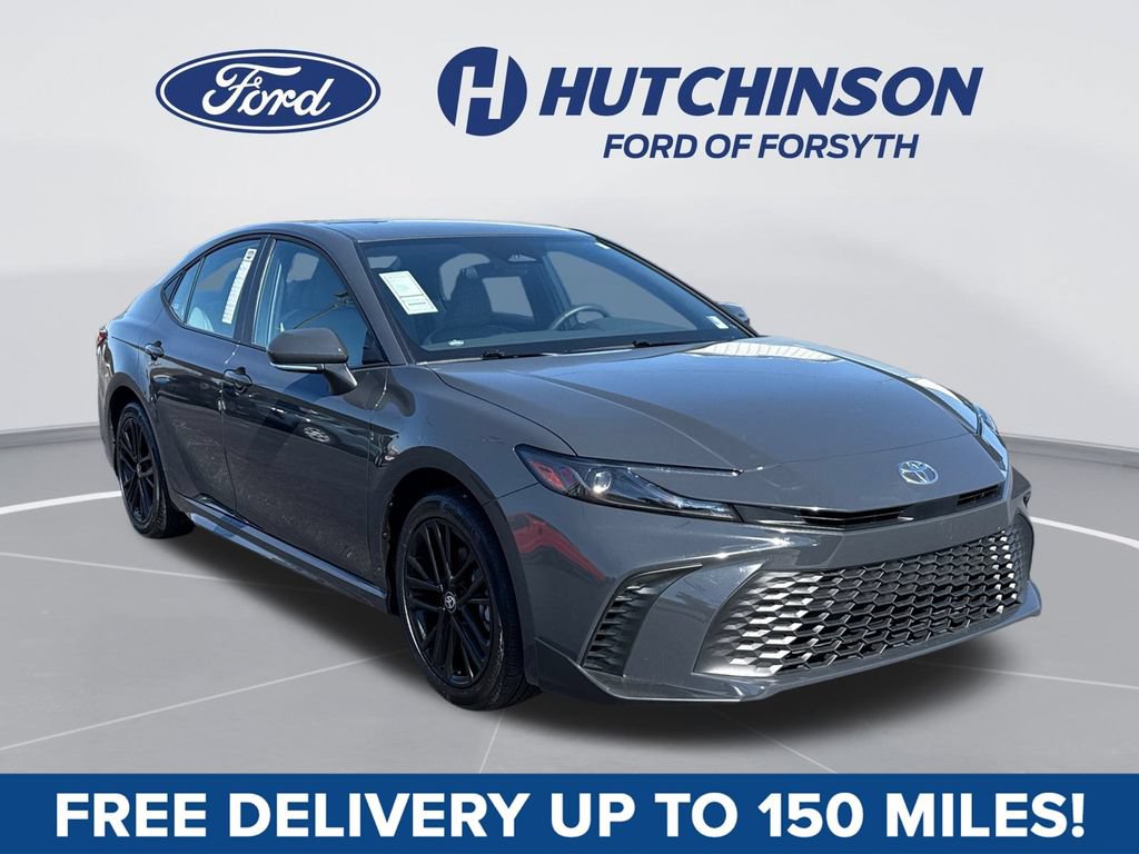 Used 2025 Toyota Camry SE AWD/4WD video 1