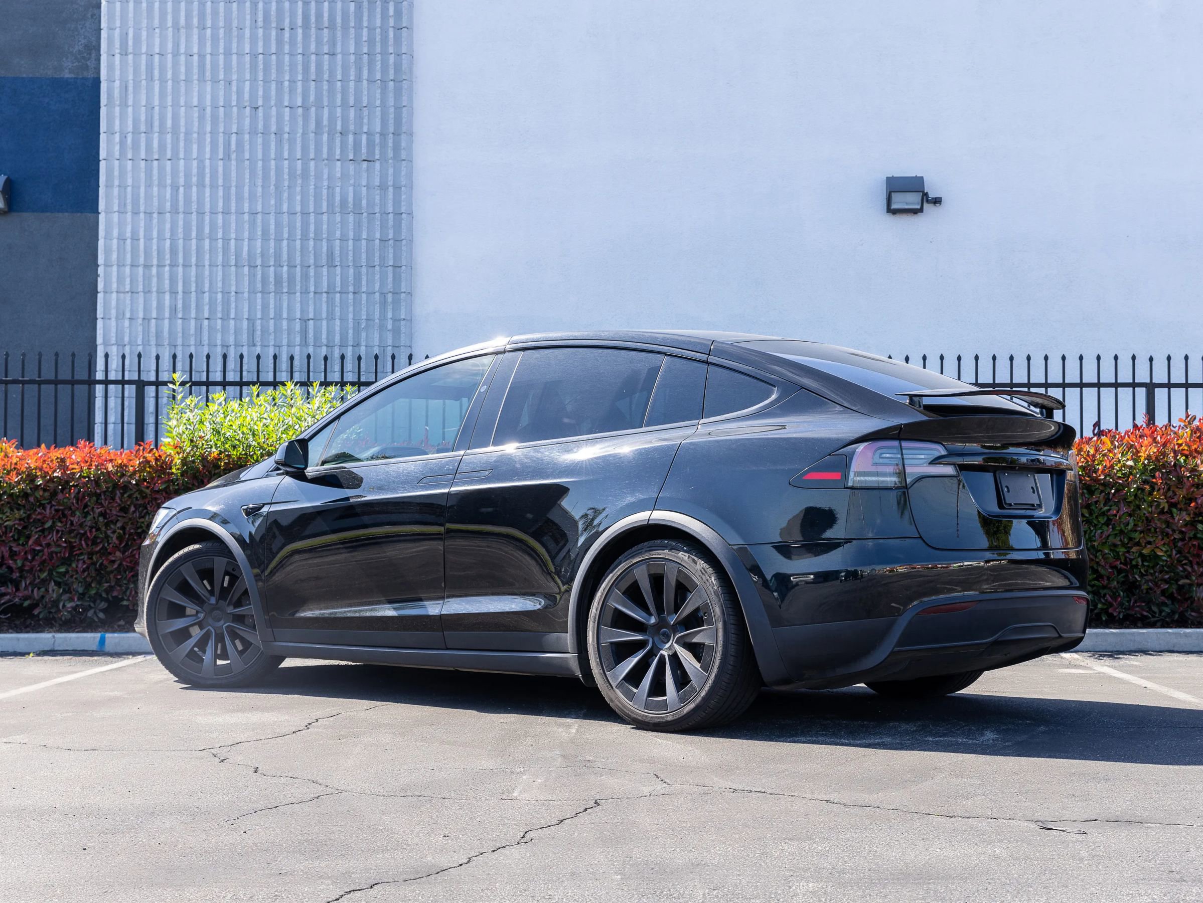Used 2022 Tesla Model X AWD/4WD image 4