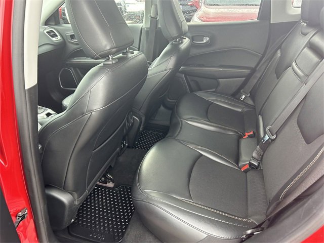 Used 2019 Jeep Compass Latitude w/ Cold Weather Group image 33