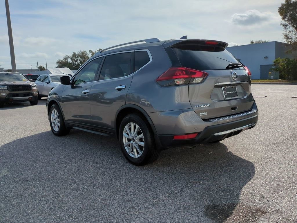 Certified 2020 Nissan Rogue SV image 7