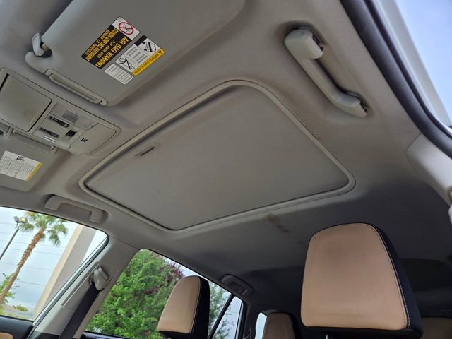 Used 2016 Toyota RAV4 XLE w/ Convenience Package FWD image 9