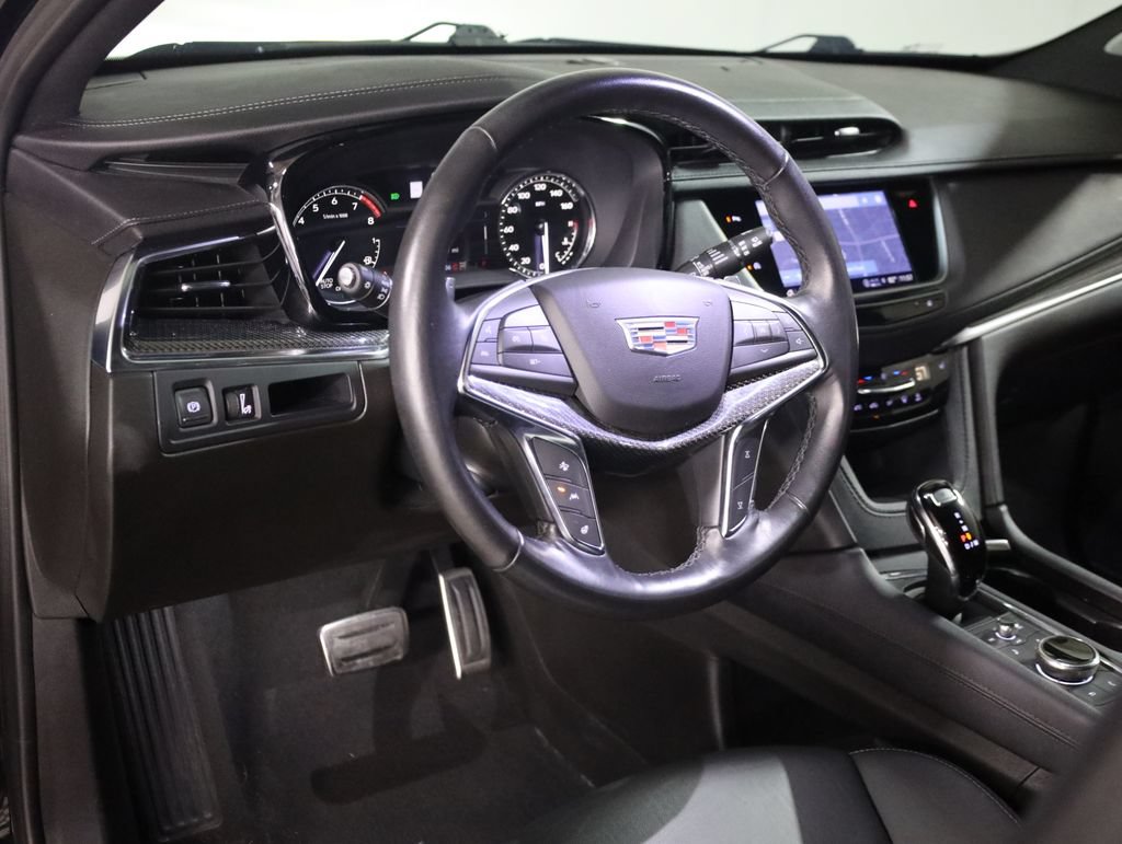 Used 2023 Cadillac XT5 Sportv AWD/4WD image 32