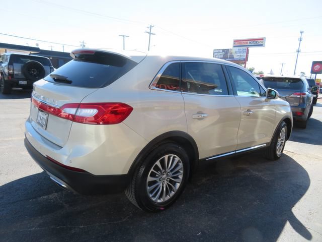 Used 2016 Lincoln MKX Select w/ Select Plus Package FWD image 5