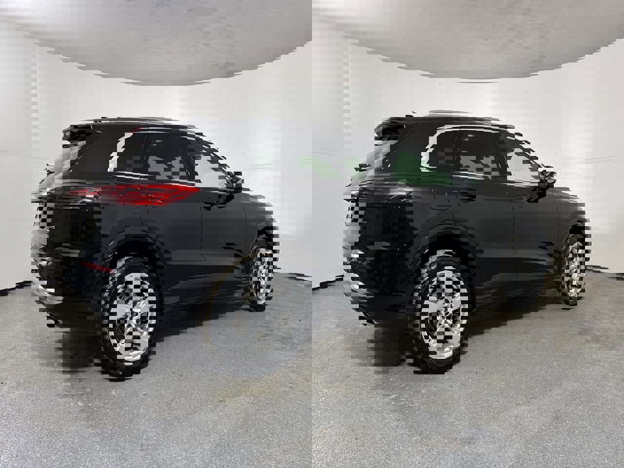 Used 2025 Audi Q5 Premium Plus w/ Premium Plus image 7