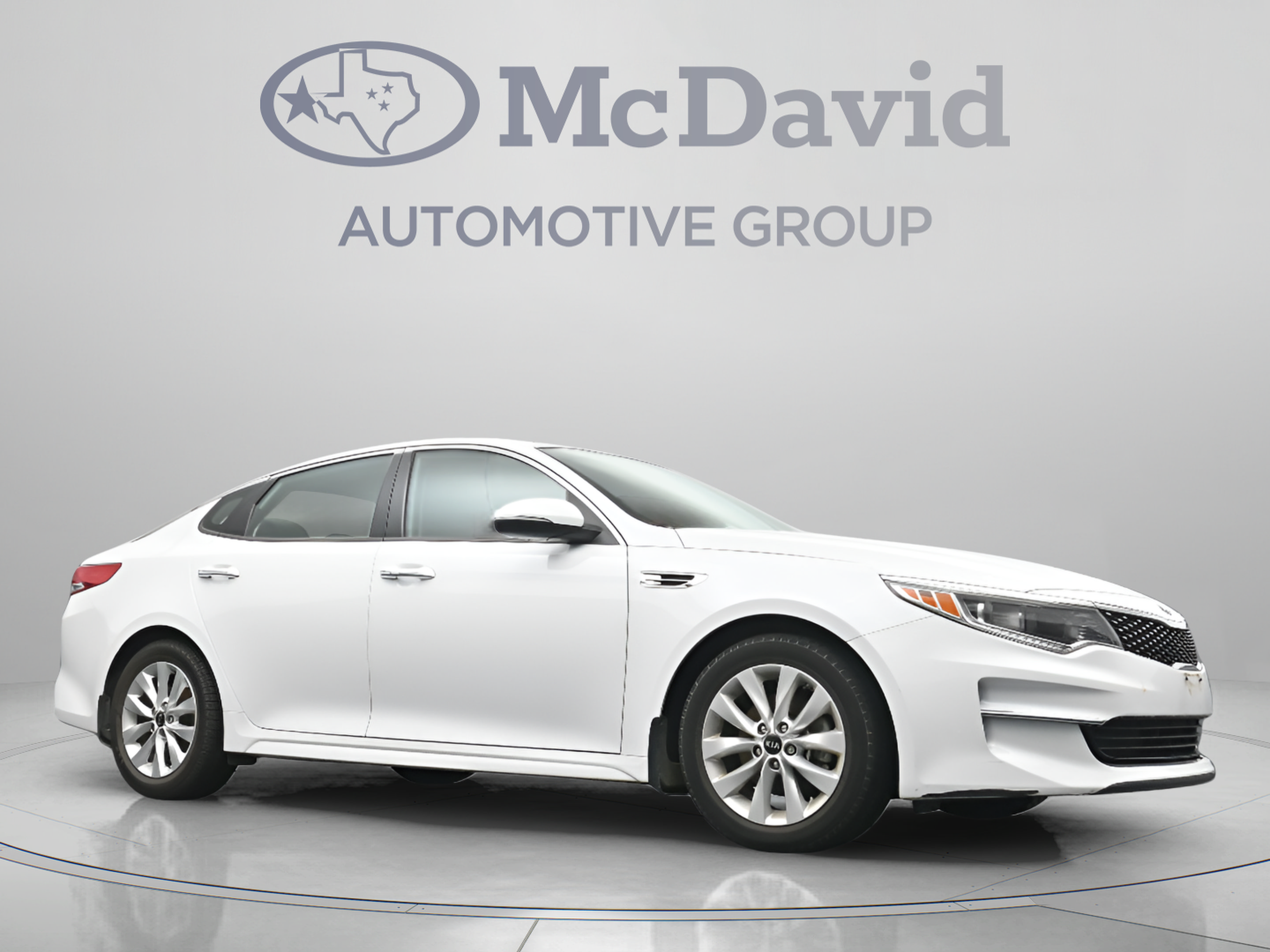 Used 2018 Kia Optima EX w/ Premium Package FWD image 25