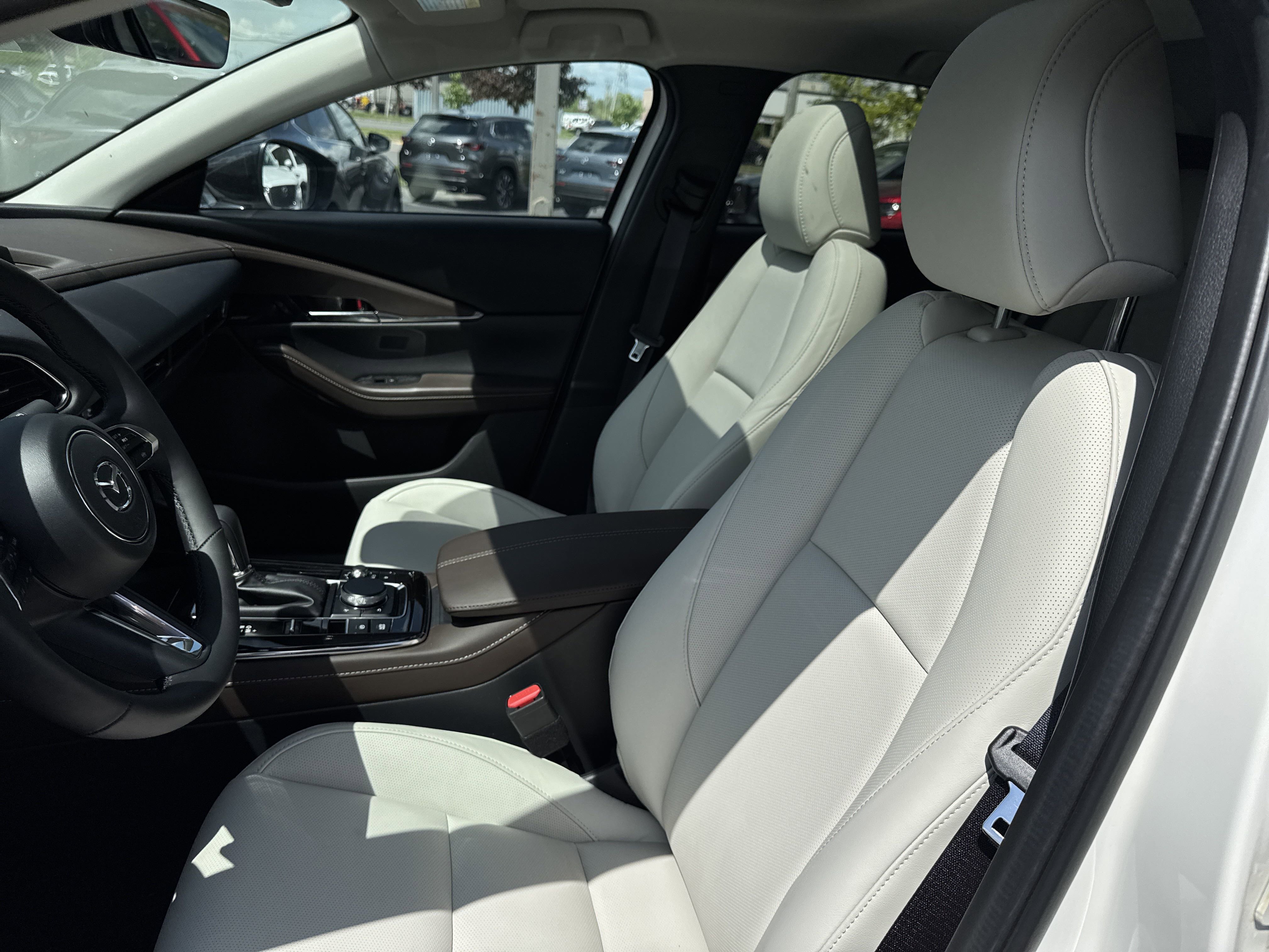 New 2025 MAZDA CX-30 2.5 Turbo w/ Premium Package image 10