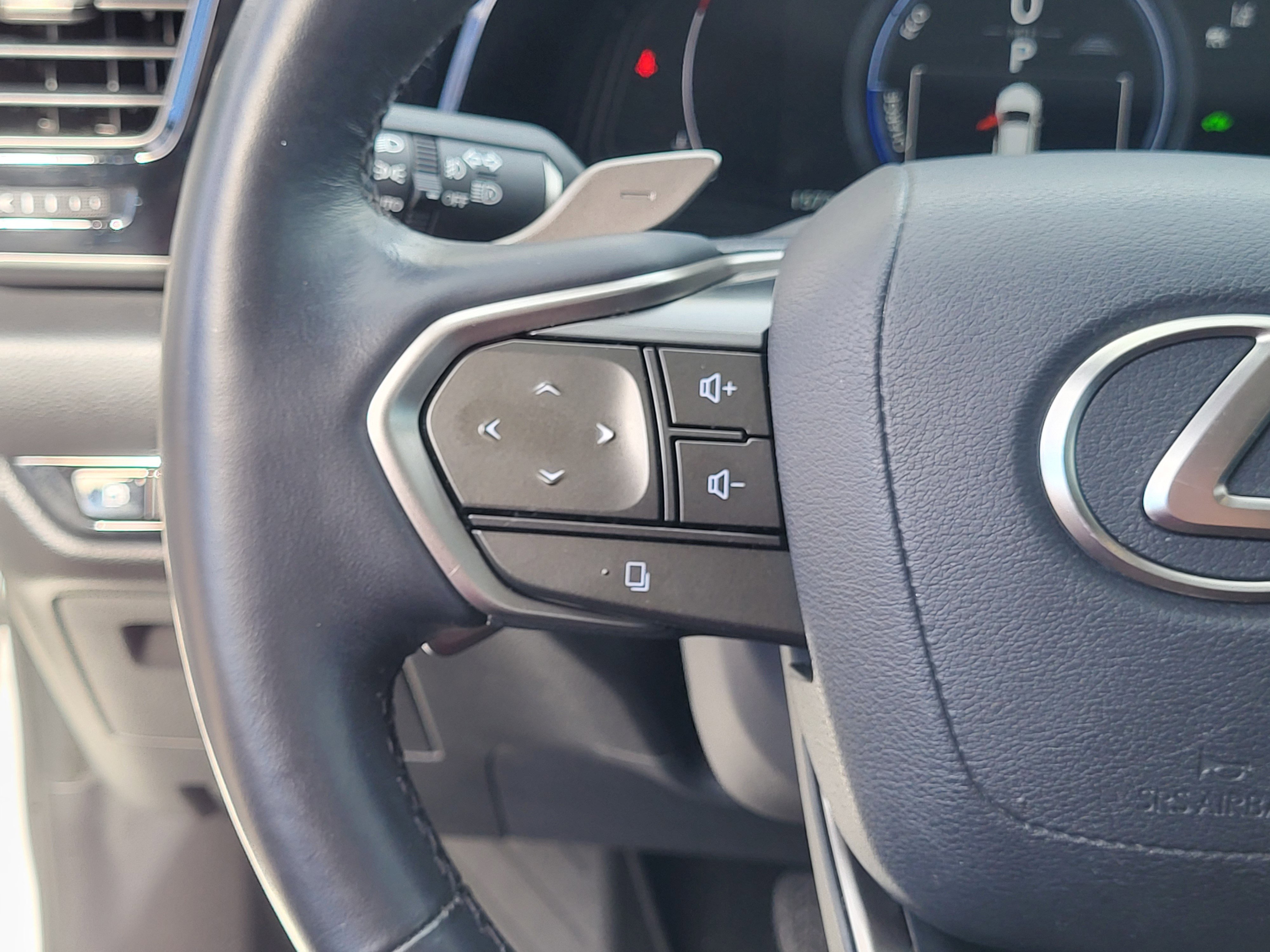 Used 2024 Lexus NX 350h AWD w/ Vision Package image 15