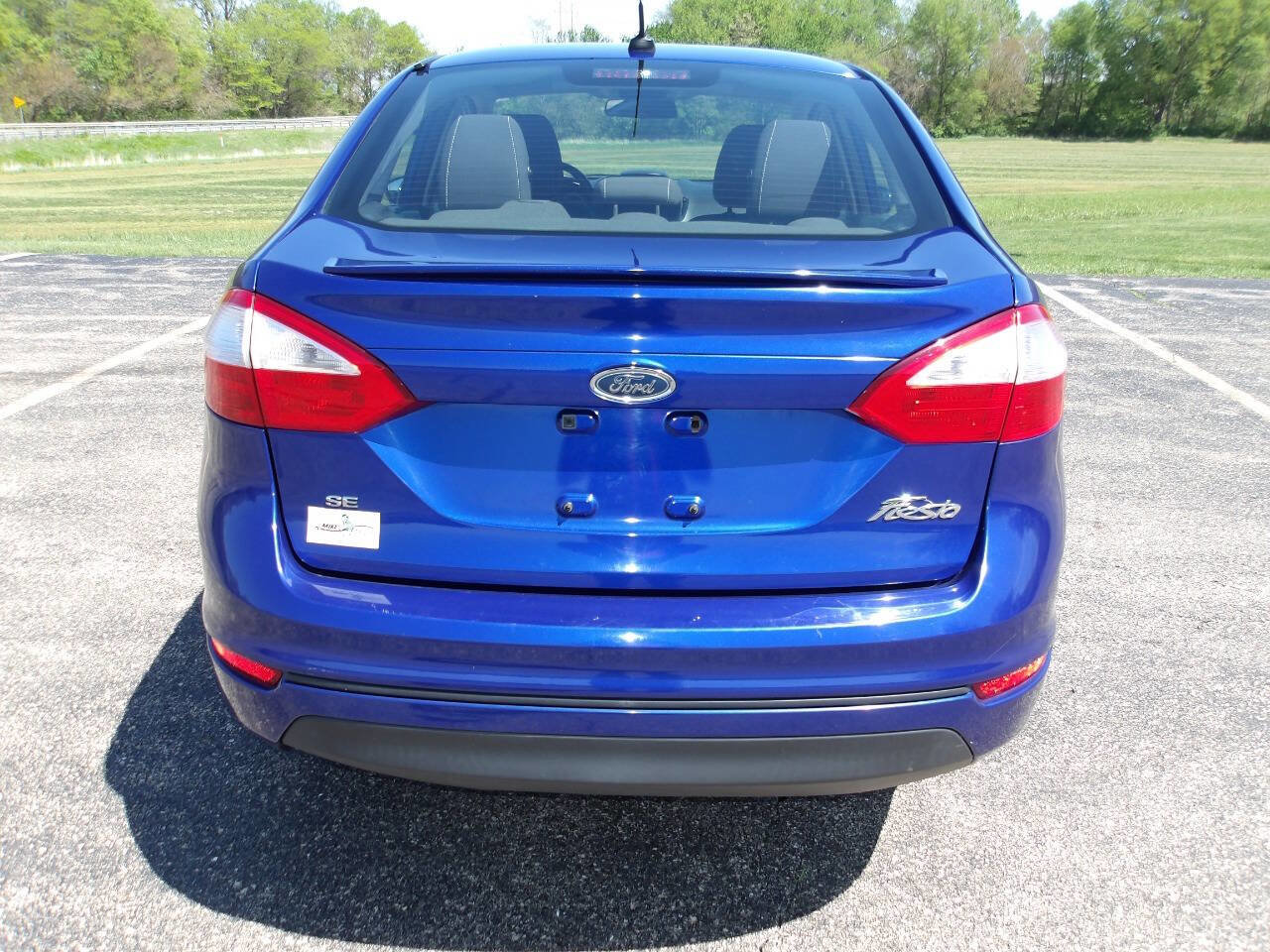 Used 2014 Ford Fiesta SE w/ Equipment Group 201A FWD image 4