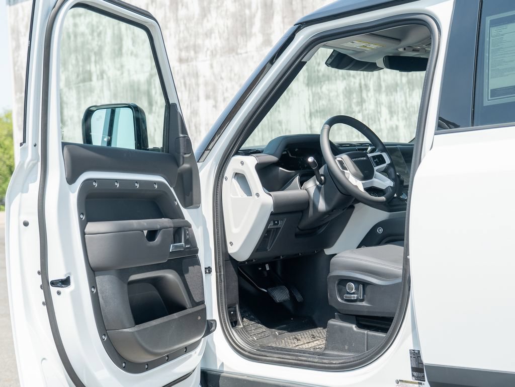 New 2026 Land Rover Defender 130 S AWD/4WD image 10
