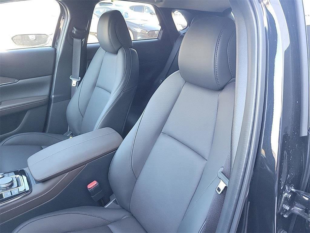 Used 2025 MAZDA CX-30 2.5 Turbo w/ Premium Package image 25