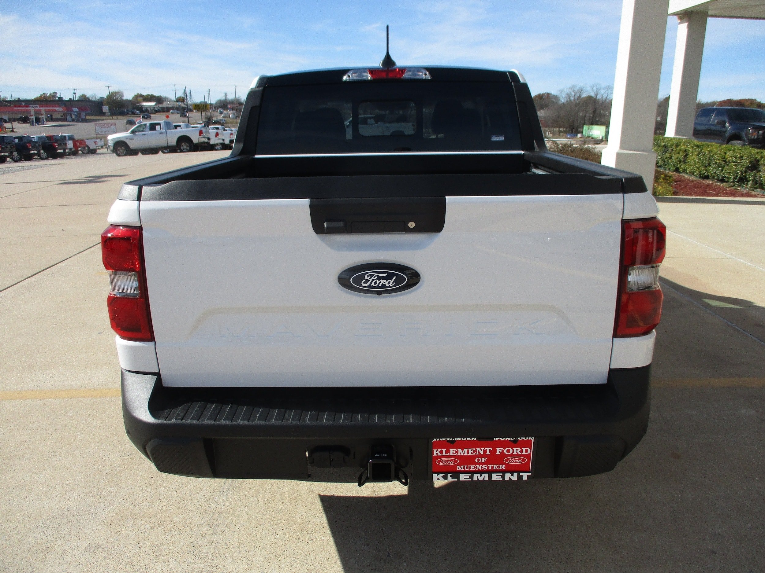 New 2026 Ford Maverick Lariat w/ Black Appearance Package AWD/4WD image 4