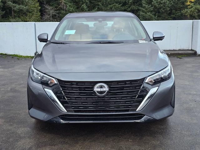 Used 2025 Nissan Sentra SV w/ SV Premium Package image 8