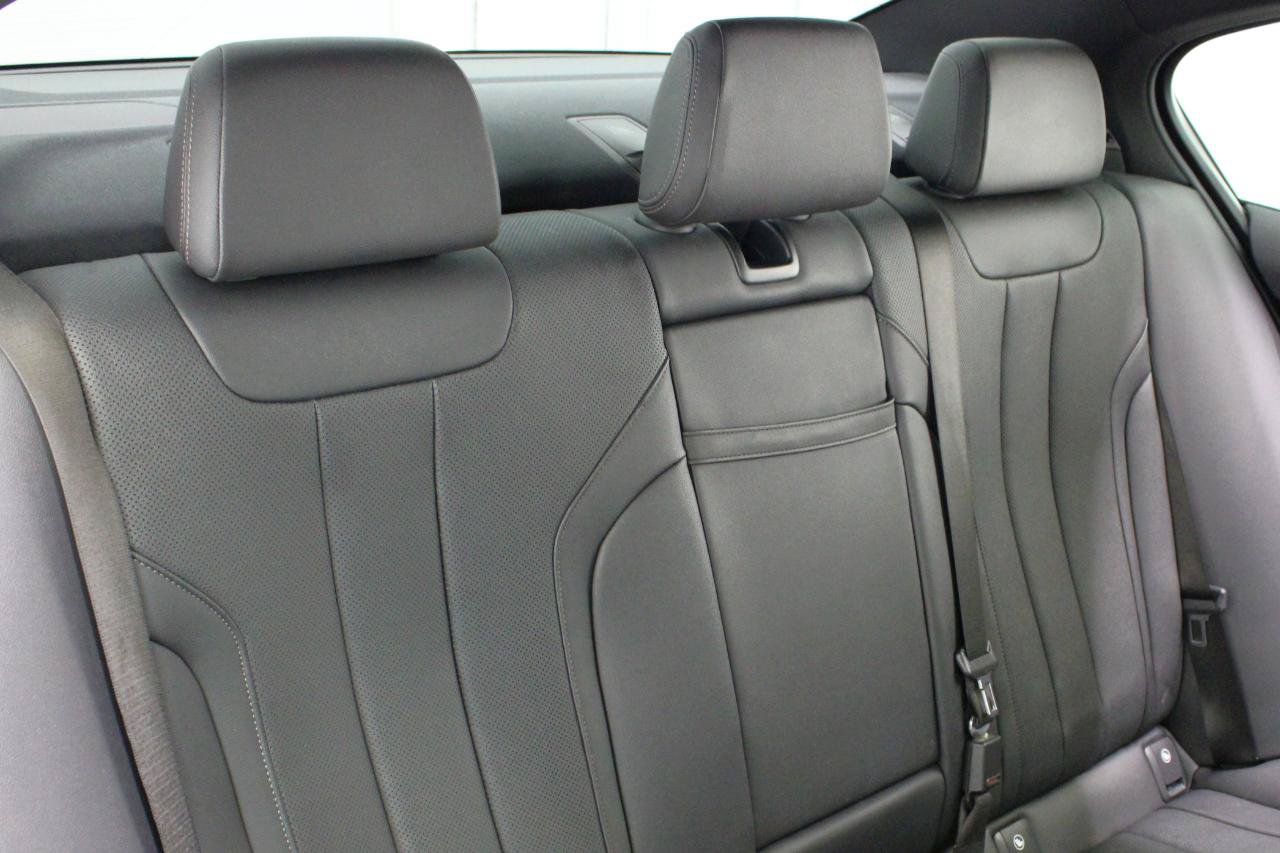 Used 2021 BMW 530i w/ Convenience Package RWD image 44