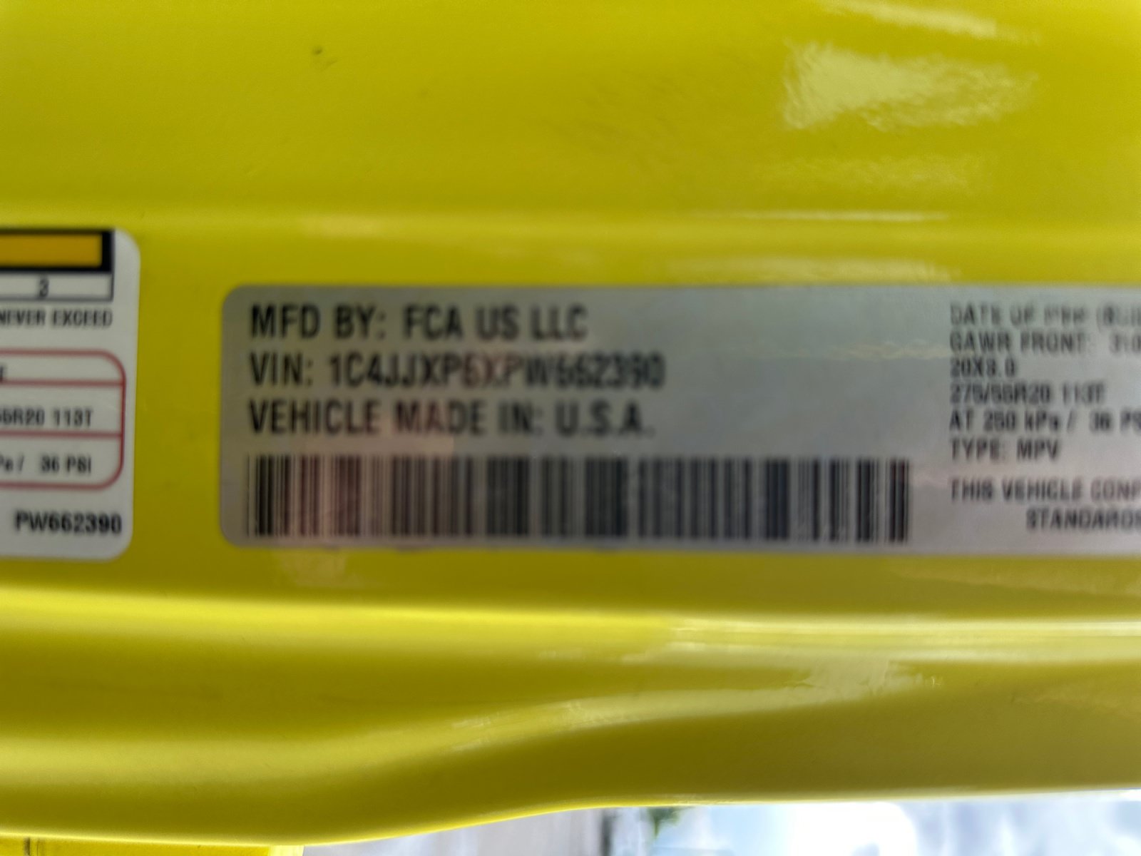 Used 2023 Jeep Wrangler Unlimited Sahara AWD/4WD image 34