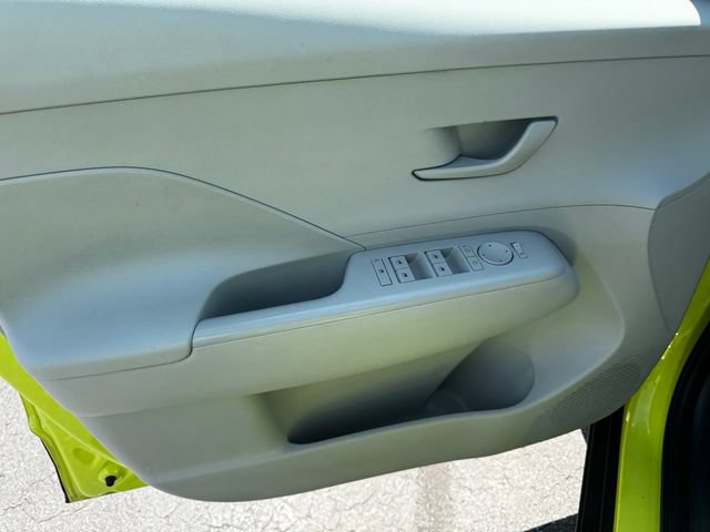 Used 2024 Hyundai Kona SE FWD image 20
